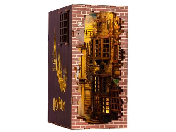Revell Wooden Tiny Adventures Diagon Alley-Harry Potter -rakennussarja