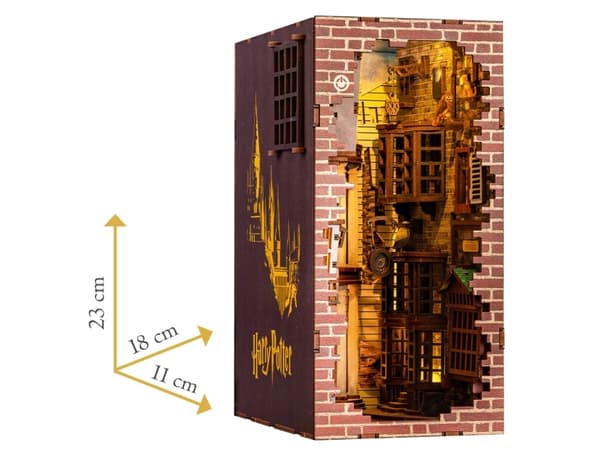 Revell Wooden Tiny Adventures Diagon Alley-Harry Potter -rakennussarja