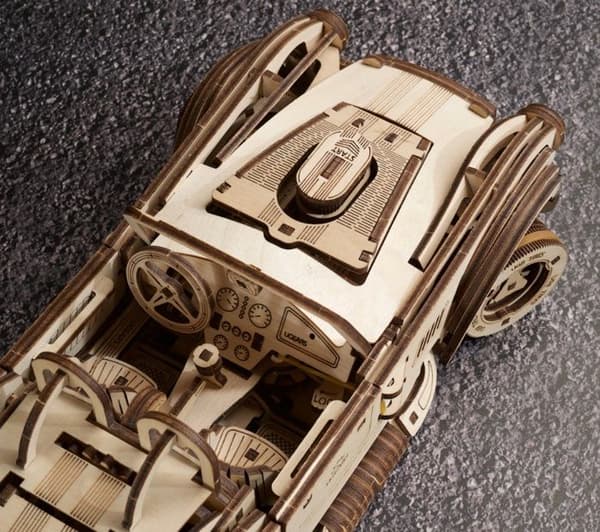 3D Racing Car Pussel - UGEARS - Drift Cobra Racing Car - Mekanisk trämodellsats - 370 bitar