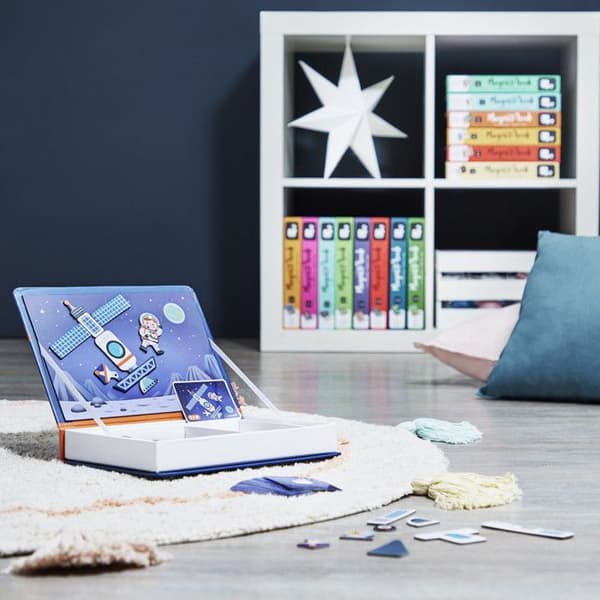 Spel Magneti Book Tema Cosmos