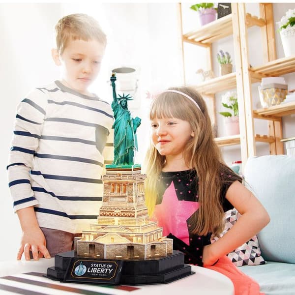 3D-pussel - Frihetsgudinnan LED | 3D-pussel | Present till 8-åringar