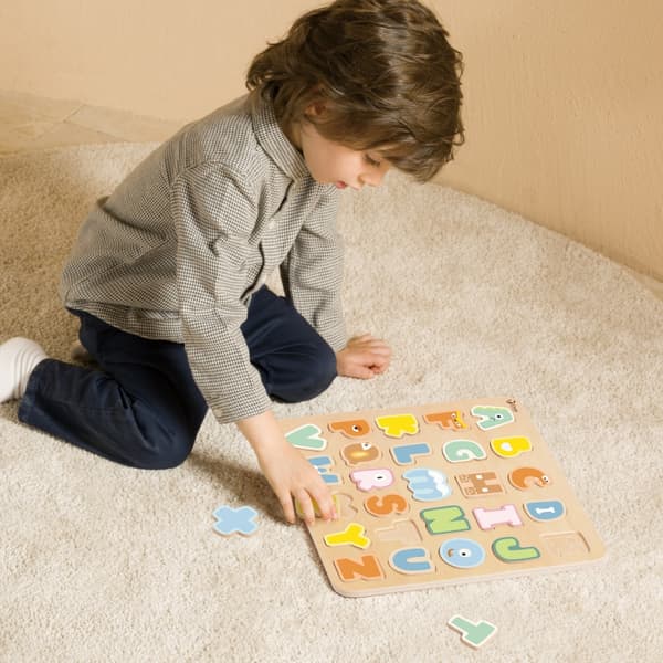 CLASSIC WORLD Montessori-puslespil i træ Lær alfabetbogstaver Word Puzzle 27 stk.