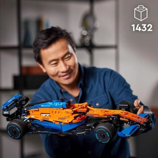 Byggsats   Lego Technic The McLaren Formula 1 2022