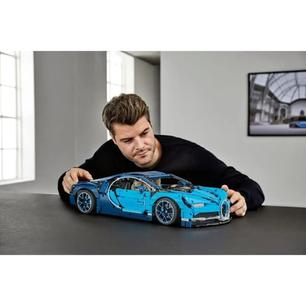 Playset Lego Technic: Bugatti Chiron 42083 3599 Delar 32 x 14 x 56 cm