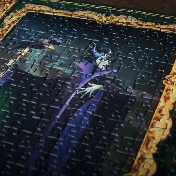 Disney Villainous 1000 bitars pussel - Maleficent Ravensburger - Disney Villainous Collection - från 14 år och uppåt