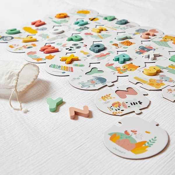 PUZZLE MITT FÖRSTA ALFABET
