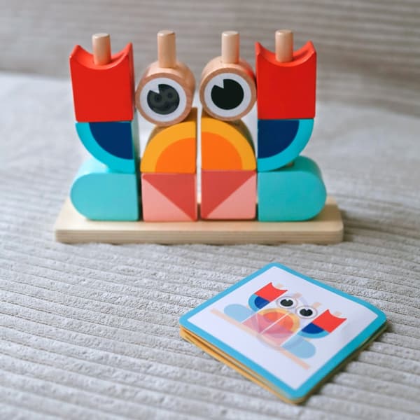 TOOKY TOY Pastelli puinen palapeli rapuilla ja pinoamispalikoilla