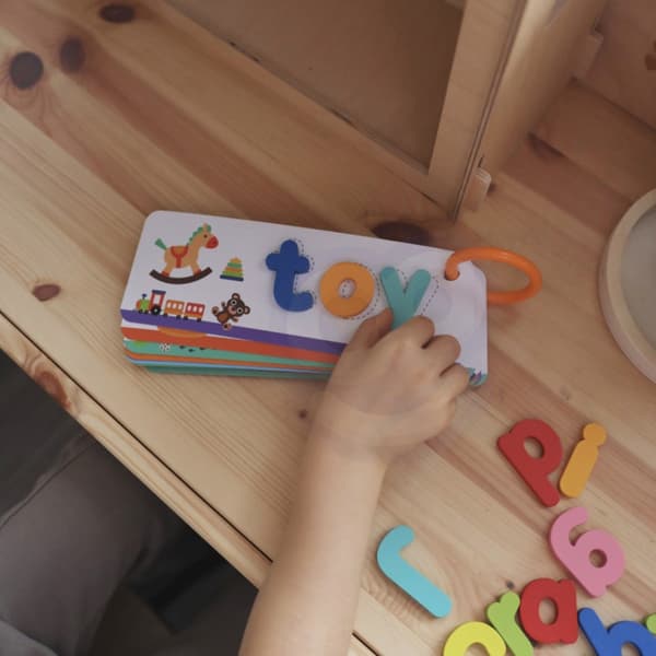 TOOKY TOY Montessori alfabetpuslespil – 57 brikker