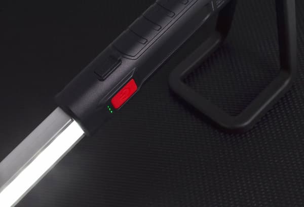 AWTOOLS BLACK LINE MOOTTORIN LAMPPU VALOpalkki SMD LED 2000LM