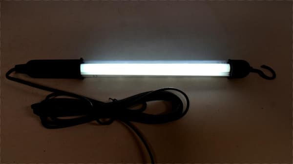 AWTOOLS NEON LAMPE NEON 8W 230V