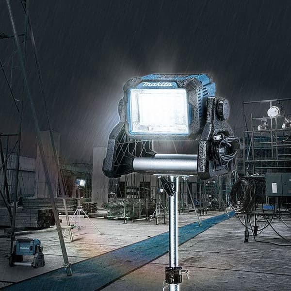 Arbetslampa 14,4 till 18V LXT 3000 lm - MAKITA - DEADML811