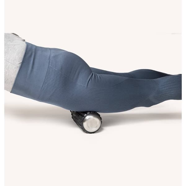 SWEDISH POSTURE WaveWell 2in1 Vattenflaska & Foamroller