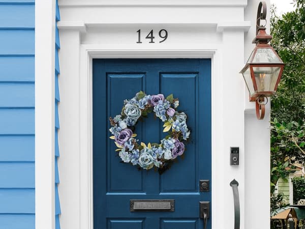 Dørkrans Blå Flerfarvet Plastik og Jern ø 50 cm Rundt Dekorativ Julekrans Blomstret Bordpynt Vægdekoration Ornament i Rustik Boho stil
