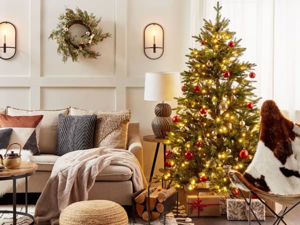 Julkrans Grön Guld Syntetiskt Material 45 cm Tallkottar Snö Småsak Traditionell Design Rund