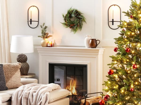 Julekrans Grønn Syntetisk materiale 34 cm Kongler Snø Tradisjonell design Rund form