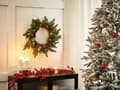 Miniatyrbilde 2 av 8: Julekrans Grønn Syntetisk materiale ø 50 cm Med belysning Kunstig snø Bær og Kongler Julepynt Jul Dekorasjon