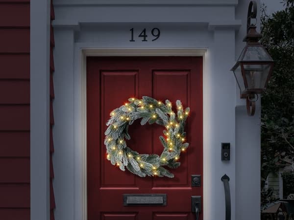 Julekrans Grønn Syntetisk materiale 45 cm Forhåndsbelyst LED-lys Kunstig snø Dekorasjon