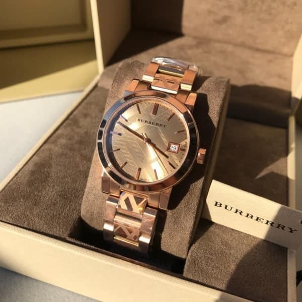 Burberry BU9146 The City Rose Gold Tone naisten kello
