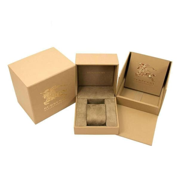 Burberry BU9806 City Chronograph musta kellotaulu musta kuminen miesten kello