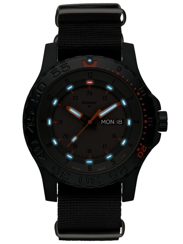 Mens Watch Traser H3 104147, Quartz, 45mm, 20ATM