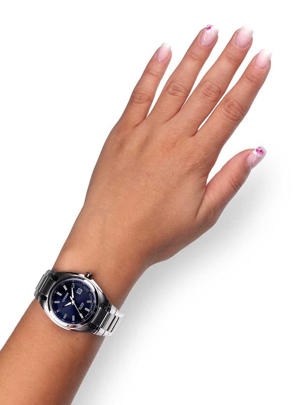 Ladies Watch Citizen EW2210-53L, Quartz, 34mm, 10ATM