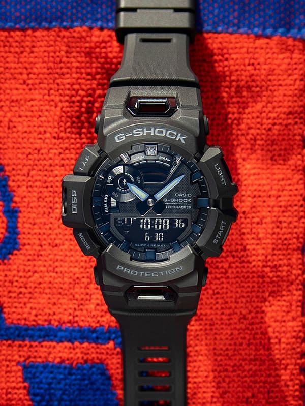 Mens Watch Casio GBA-900-1AER, Quartz, 49mm, 20ATM