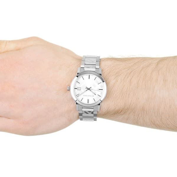 Burberry BU9037 Silver Tint rostfritt stål damklocka sv