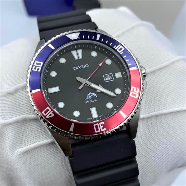 Casio MDV106 Pepsi Dykkerklokke 200M