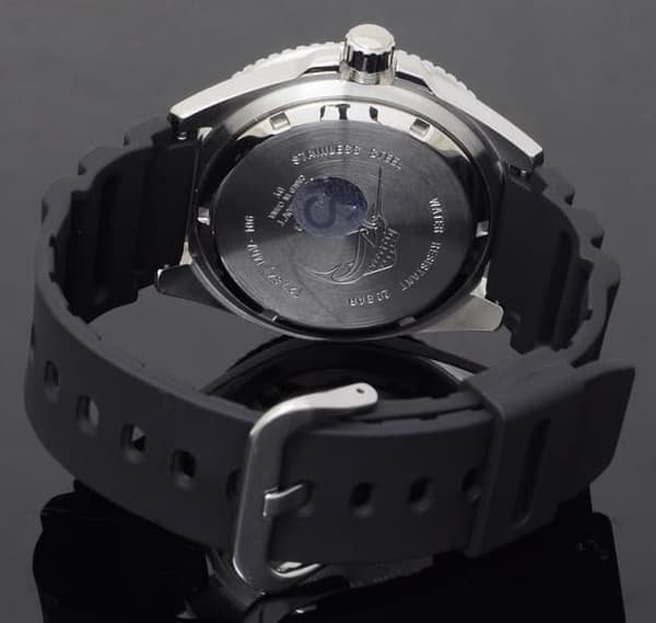 Casio MDV106 Hulk Dykkerklokke 200M