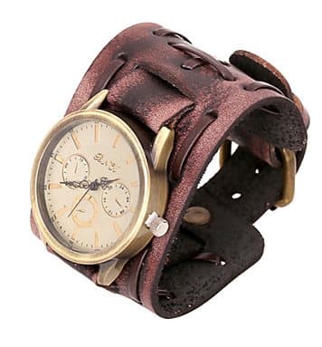 Klocka med brunt läderarmband