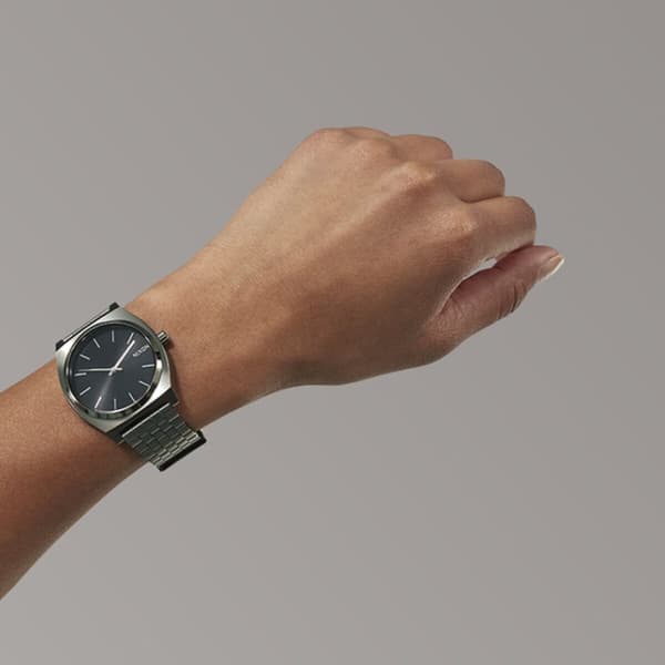 Herreur Nixon A045-5084