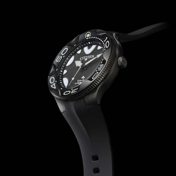 Citizen BN0235-01E Herrklocka - Svart polyuretan - 45 mm - 20 bar - Solenergi