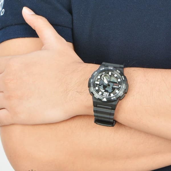 Casio AEQ-100W-1AVDF analogt digitalt herreur