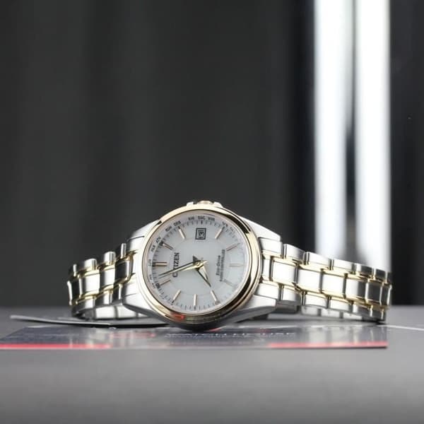 Citizen - Damklocka - Eco-Drive - Analog - Flerfärgat armband i rostfritt stål - EC1186-85A