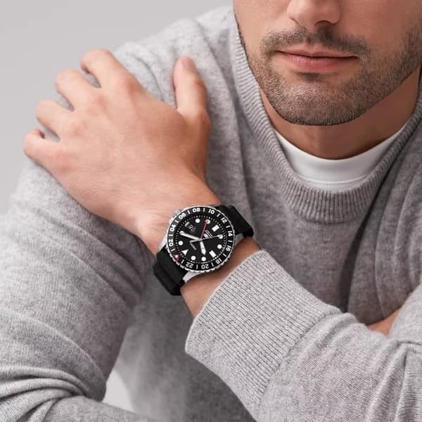 FOSSIL Herrklocka FS6036 - Svart silikonband - Vattentålig 10 Atm - Diameter 46mm