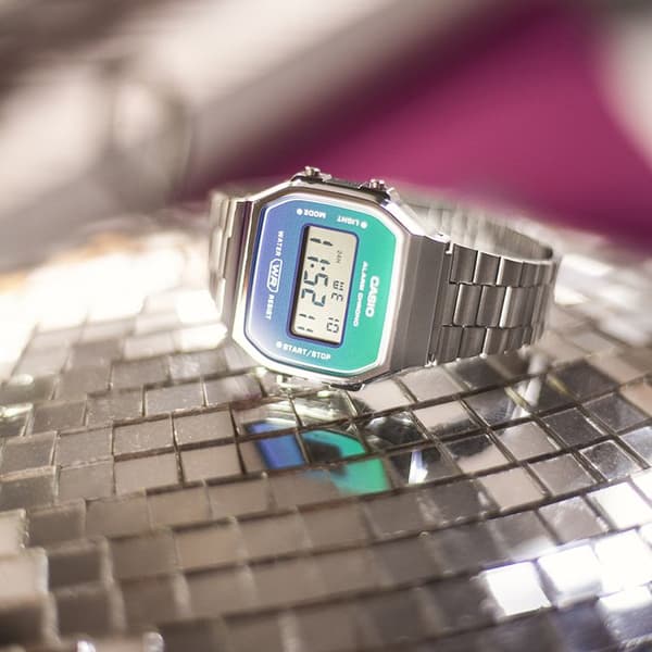 Casio Watch - Unisex - A168WER-2AEF - Rostfritt stål - Silver - Blå