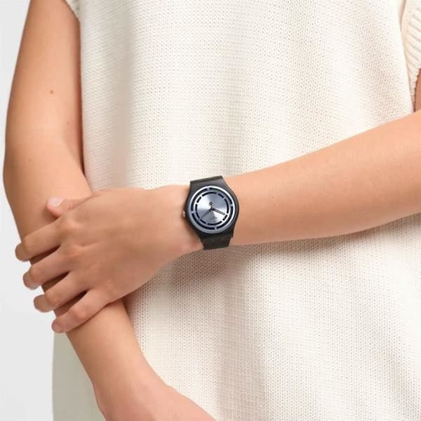 Klocka - SWATCH - CIRKLADE LINJER - 41mm - Silikon - Vattentålig 3 ATM