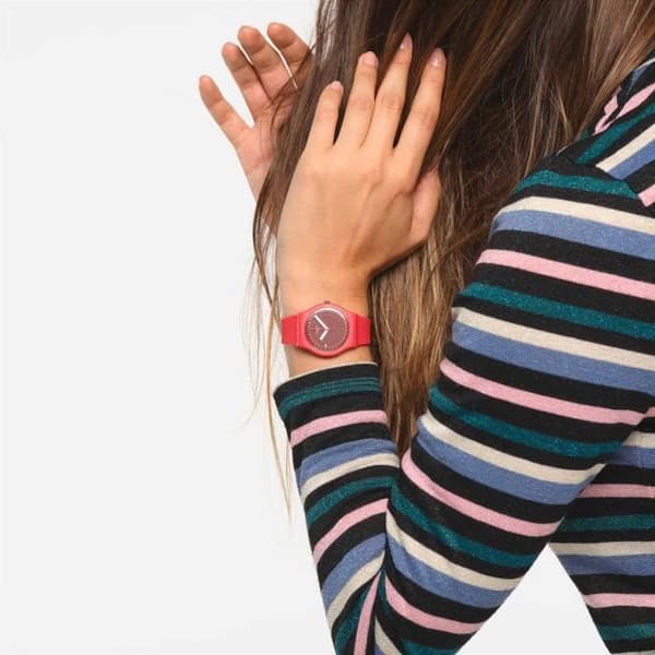 Klocka - SWATCH - CYKLAR I SOLEN - 34mm - Silikon - Vattentålighet 3 ATM