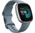 Miniatyrbild 1 av 6: Fitbit Versa 4, vattenfall blå/platina