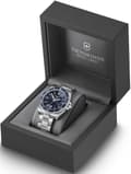 Pikkukuva 5 / 5: Mens Watch Victorinox 242007, Quartz, 43mm, 10ATM