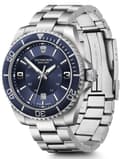 Pikkukuva 2 / 5: Mens Watch Victorinox 242007, Quartz, 43mm, 10ATM