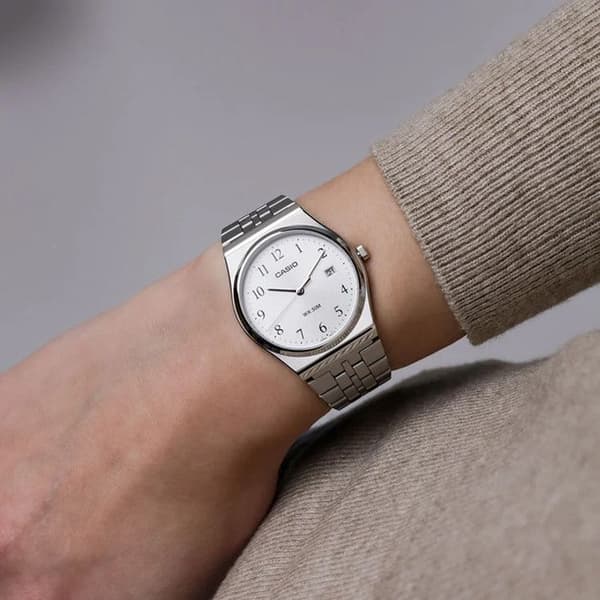 Casio Watch - Unisex - MTP-B145D-7BVEF - Silver Rostfritt stål - 35 mm - 5 bar