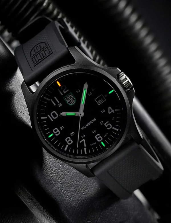 Mens Watch Luminox X2.2401, Quartz, 45mm, 10ATM