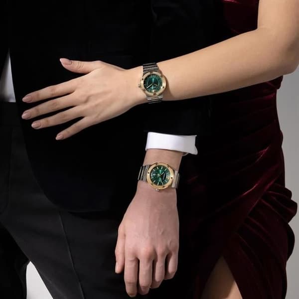 Damur - VERSACE - VEVH00720 - Rostfritt Stål - Safirglas - Quartz 5 ATM