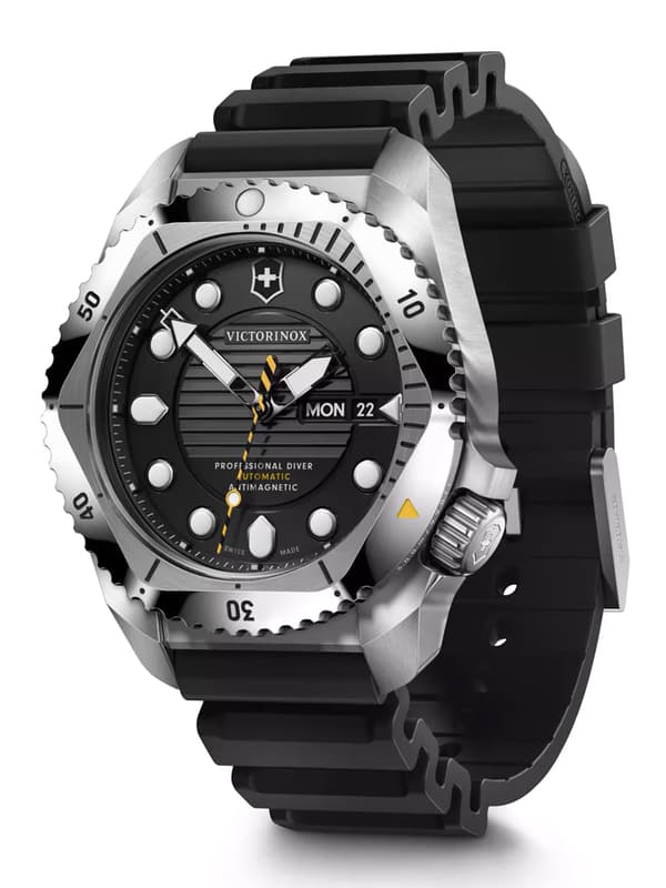 Mens Watch Victorinox 241994, Automatic, 43mm, 30ATM