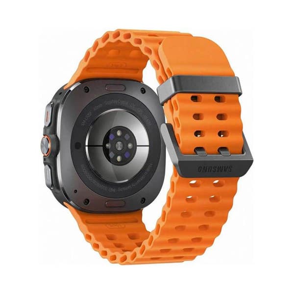 Ansluten klocka med 1,5' Super AMOLED-skärm, Penta-core-processor, eSIM, 8GB internminne och Android Wear OS.