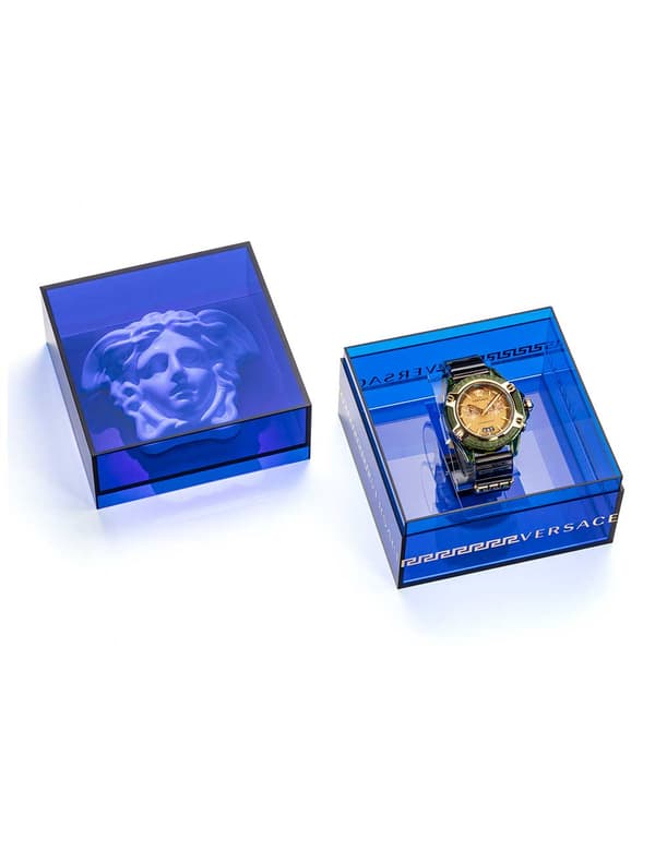 Mens Watch Versace VEZ700321, Quartz, 44mm, 3ATM