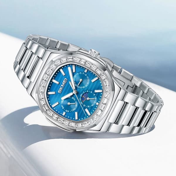 SKMEI Clock Business Herre Quartz Watch Zircon Fashion Armbåndsur - Sølv + Sort
