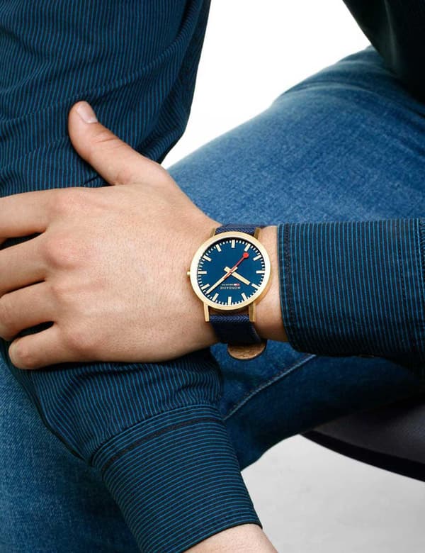 Mens Watch Mondaine A660.30360.40SBQ, Quartz, 40mm, 3ATM