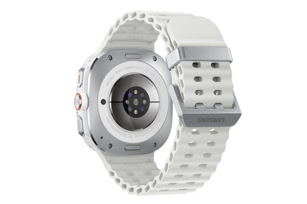 Samsung Galaxy Watch Ultra 3,81 cm (1,5") AMOLED 47 mm Digital 480 x 480 pixlar Pekskärm 4G Vit Wi-Fi GPS (satellit)